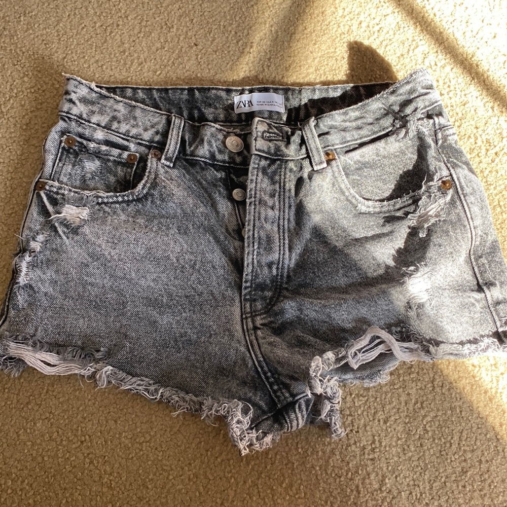 zara black jean shorts